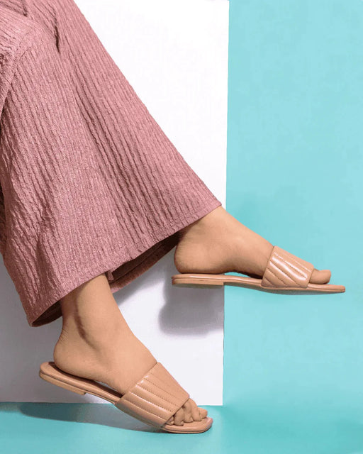 7 Trendy Women's Sliders for Effortless Style & Comfort - cunei