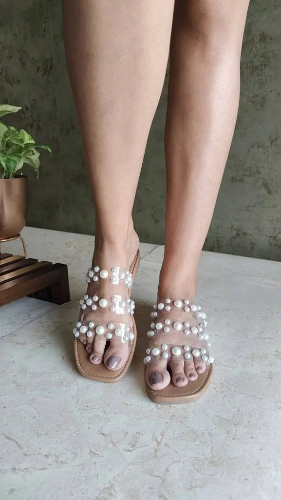 Pearl Flats: The Sophisticated Touch to Your Outfit - cunei