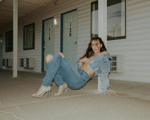 Step into Style: The Best Transparent Strap Heels in 2024 - cunei