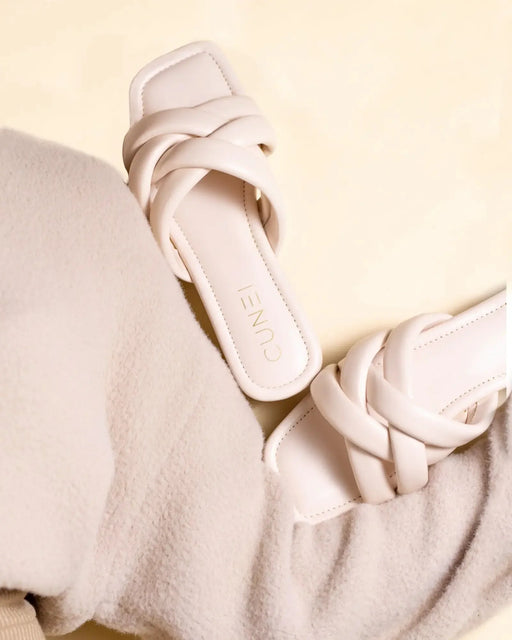 The Ultimate Guide to Stylish Sandals for Girls in 2024 - cunei