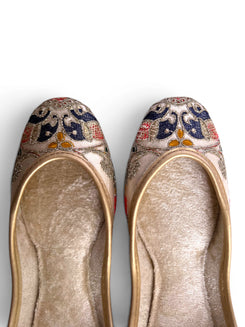 White Elephants Jutti for Women