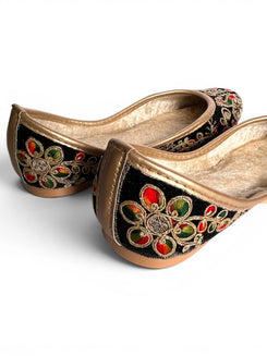 Golden Threadwork Black Jutti for Women