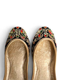 Golden Threadwork Black Jutti for Women