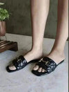 Black Quilt Flats - cunei