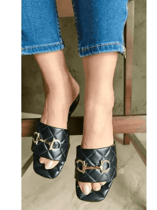 Black Quilt Flats - cunei