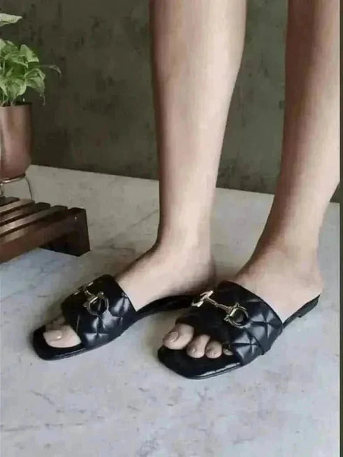 Black Quilt Flats - cunei