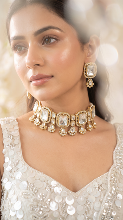 Clear Square Kundan Cluster Design Necklace Set - view 2