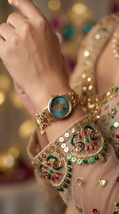 Imperial Emerald Green and Ruby Red Pearl Open-Work Watch, detail, Cunei India