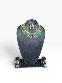 Emerald Green And White Kundan Drop Necklace Set product photo, Cunei India