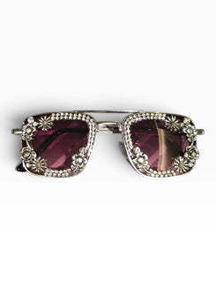 Tinted floral crystal glares detail, Cunei India