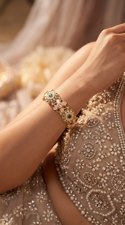 Green, Red, and White Floral Motif Enamel Kundan Ethnic Kada Bangles product photo, Cunei India