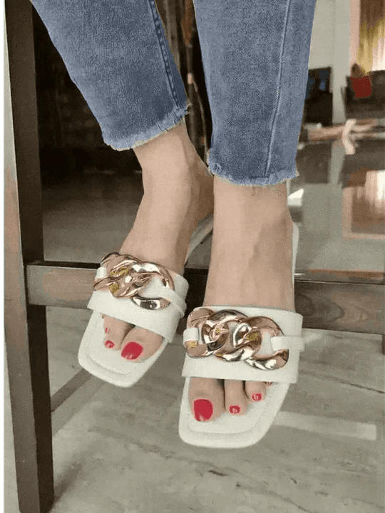 Ivory Chained White Flats - cunei