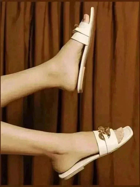 Ivory Chained White Flats - cunei