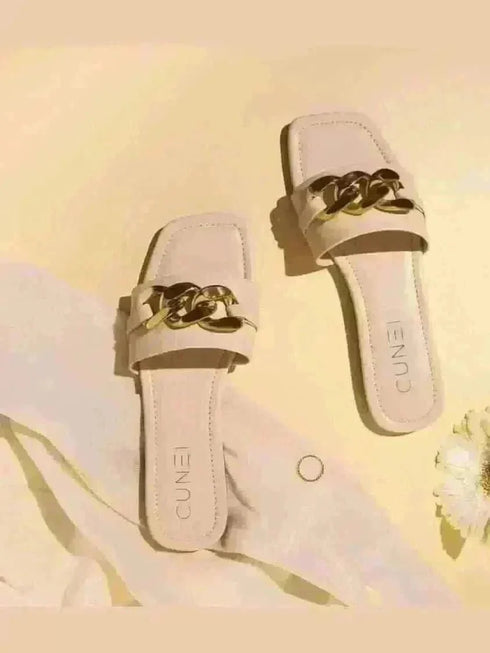 Ivory Chained White Flats - cunei