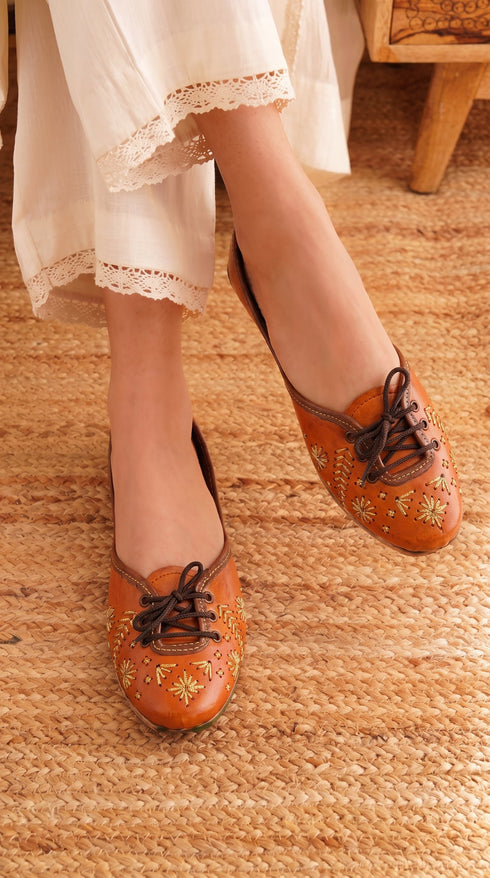Lace Up Leather Tan Jutti for Women