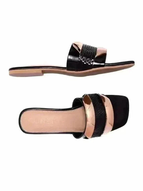 Luxe Golden Black Flats - cunei