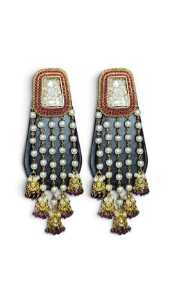Maroon pearl jhumkas detail, Cunei India