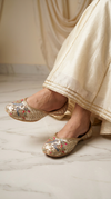 White Fluttering Birds Jutti for Women