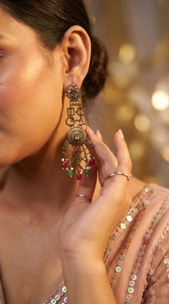 Red green geometric earrings product photo, Cunei India