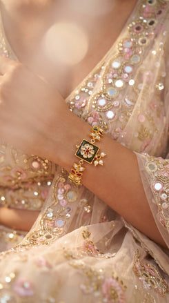 Red, Green, and White Kundan Leaf Bracelet product photo, Cunei India