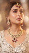 Red and White Stone Drop Pendant Kundan Necklace Set detail, Cunei India