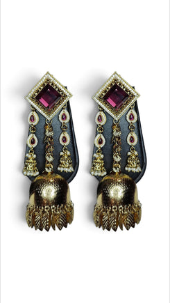 Square maroon kundan earrings product photo, Cunei India