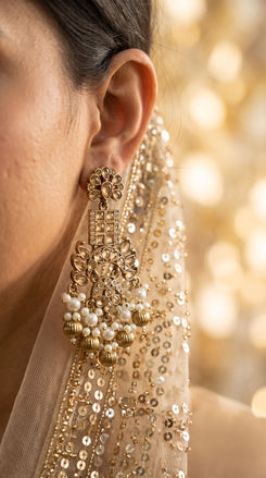 White Kundan Drop Dangling Earrings product photo, Cunei India