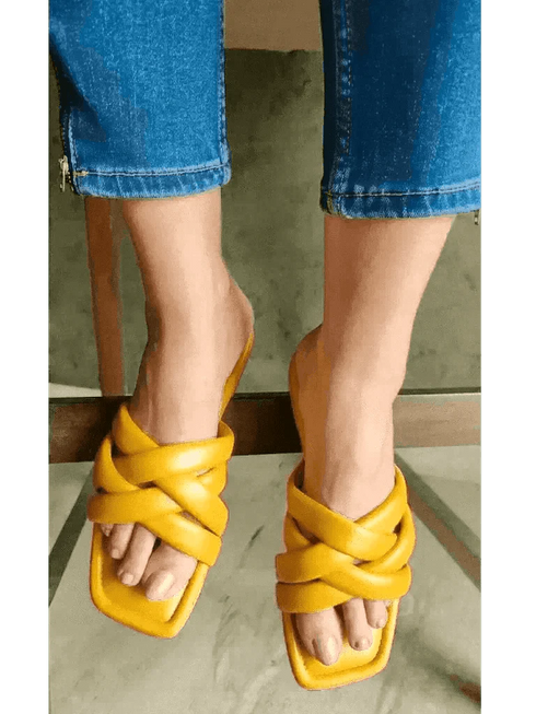 Apricot Crossed Flats - cunei